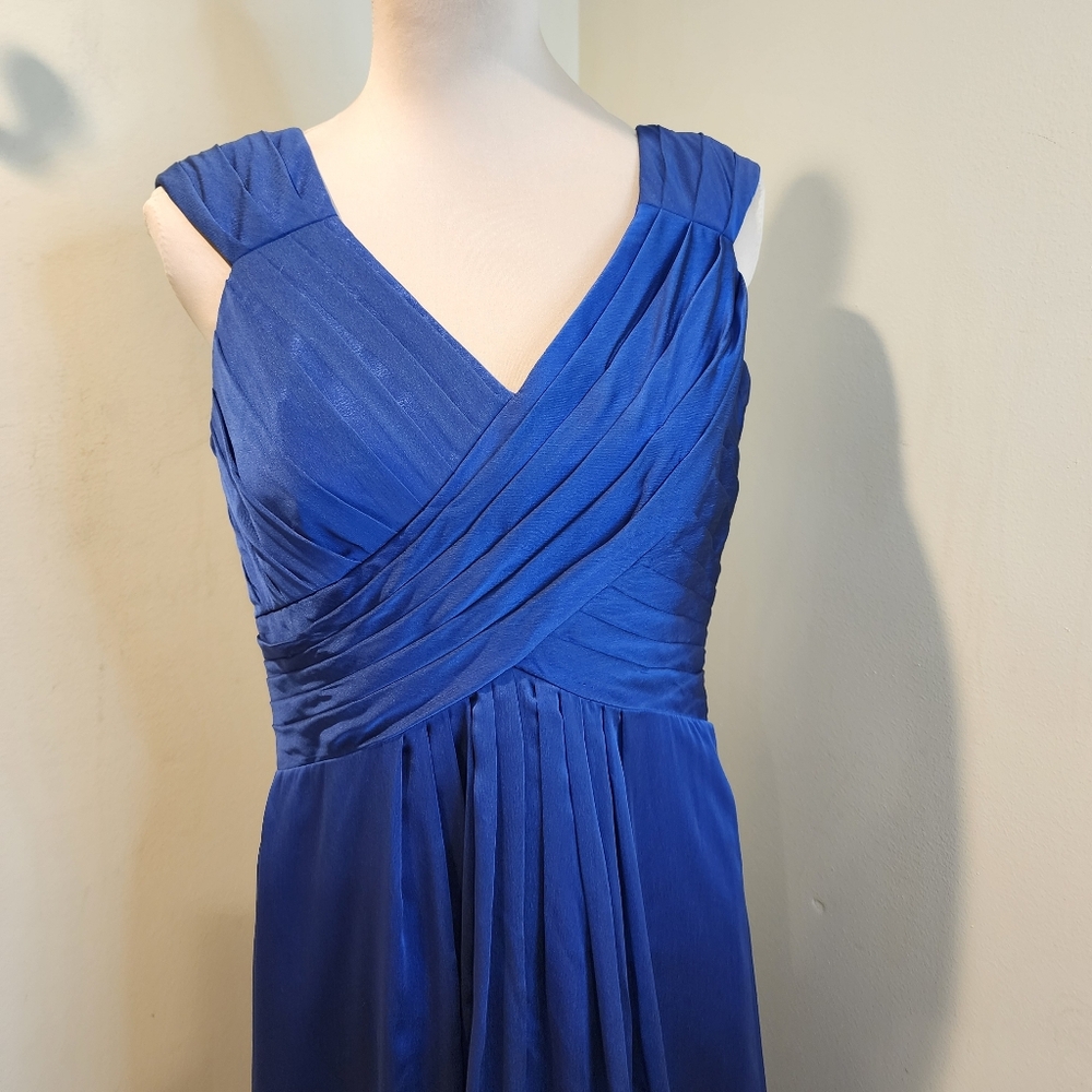 BELSOIE Stunning Royal Blue V-Neck Evening Midi  Dress 12 - Picture 5 of 10